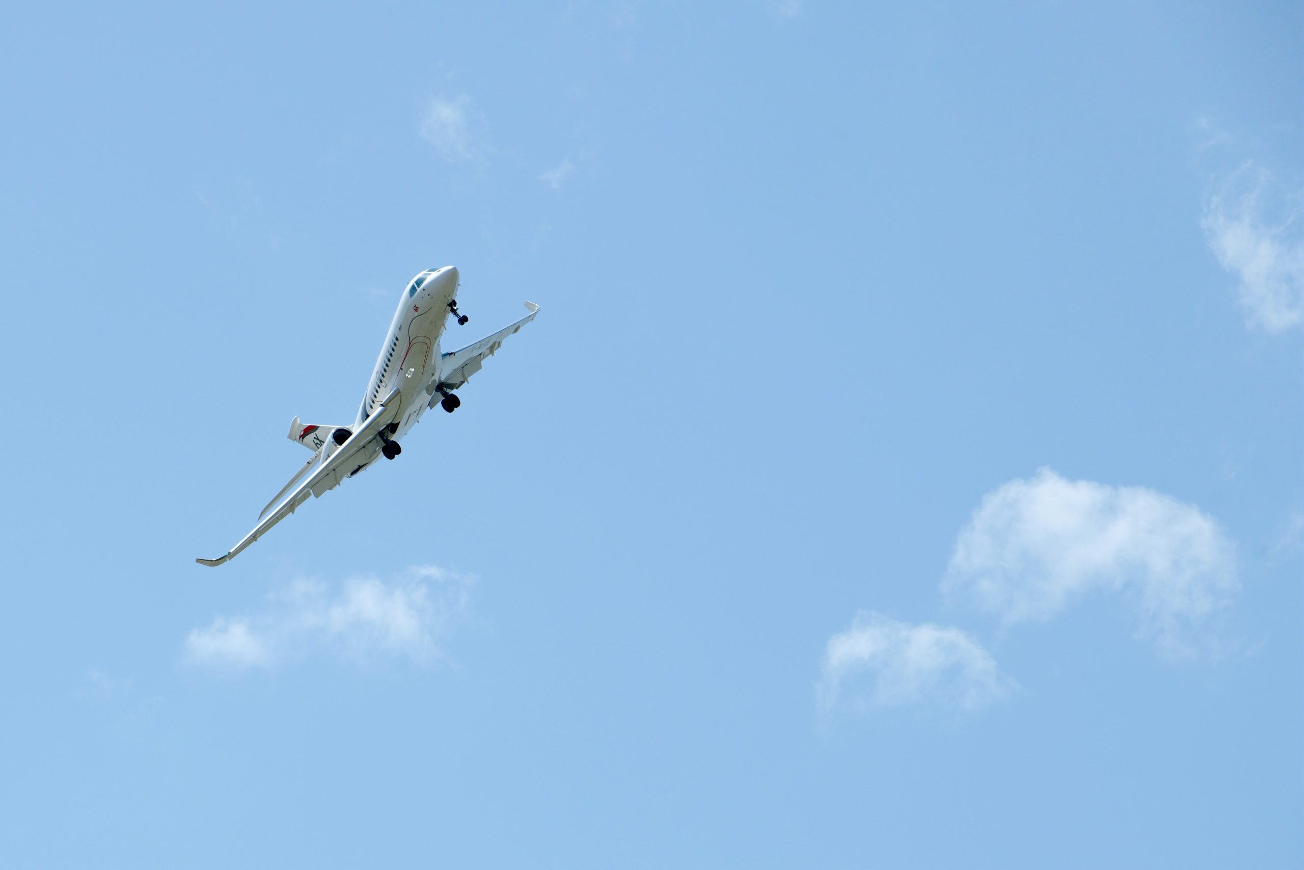 Falcon 6X Backgrounder media