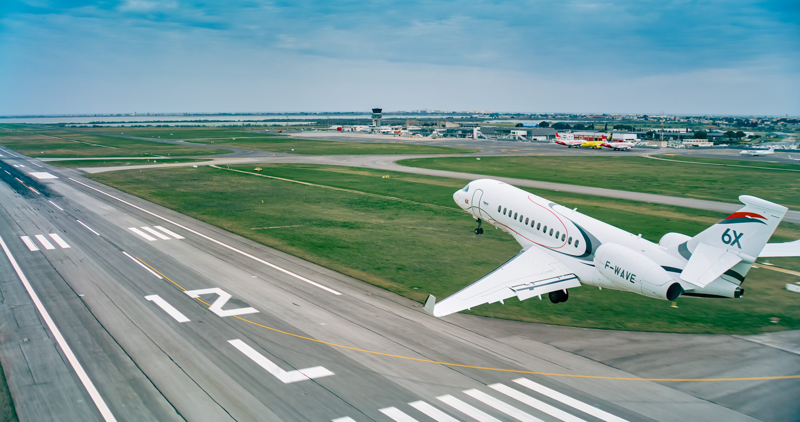 Falcon 6X Backgrounder media