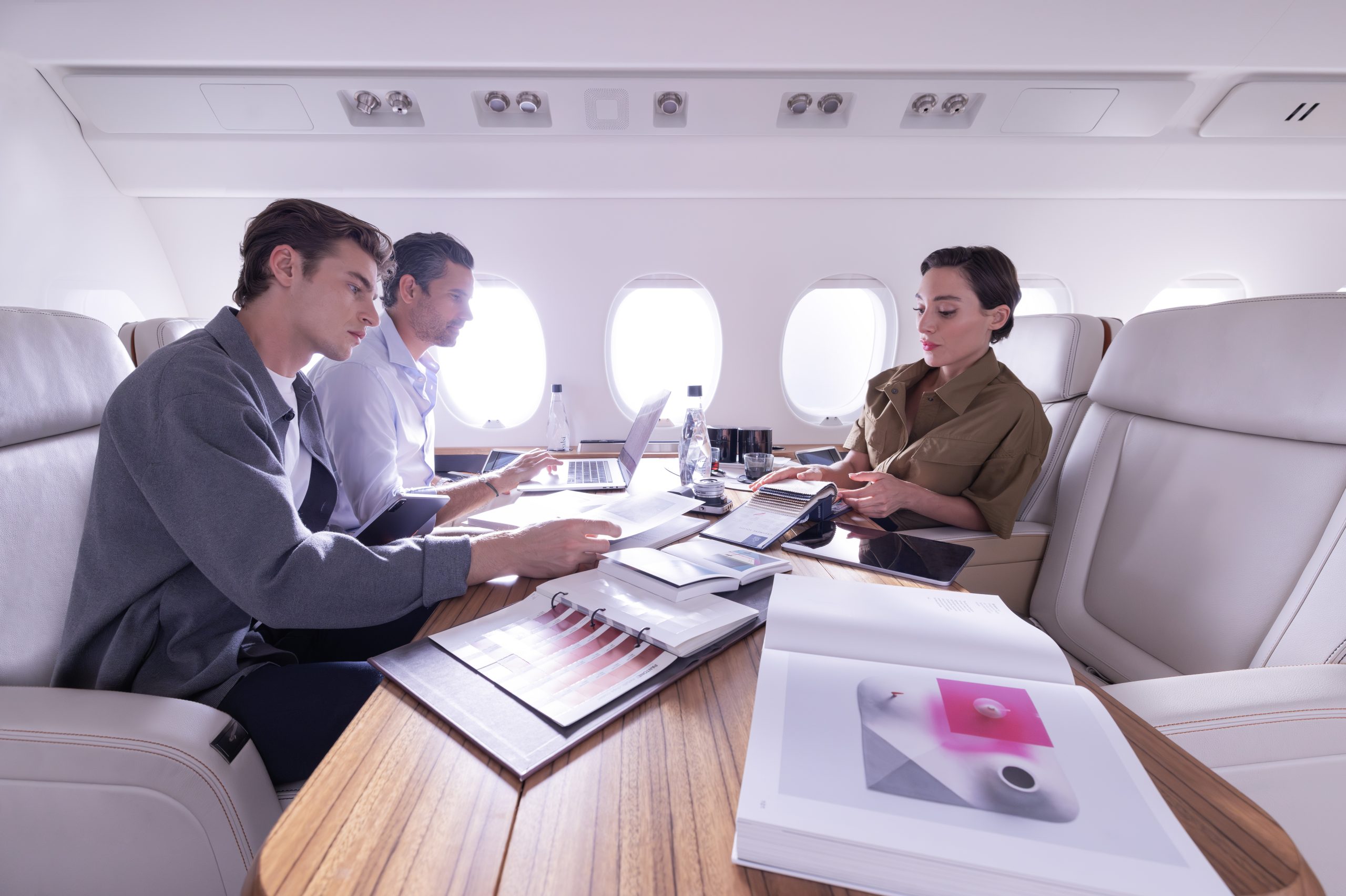 Falcon 6X Backgrounder media