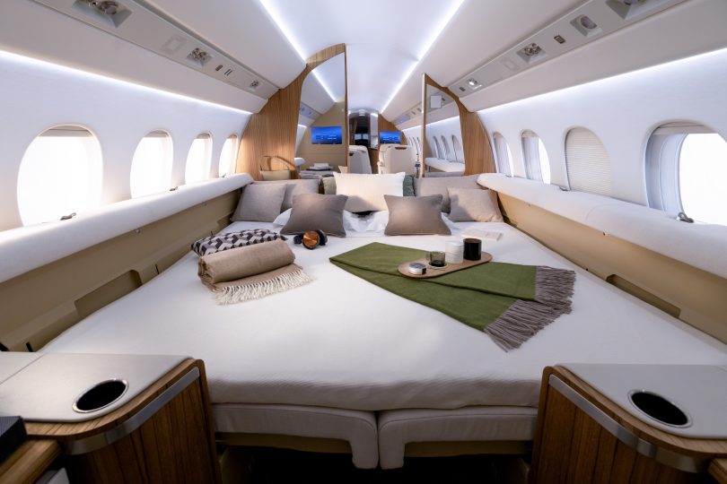 Falcon 6X Backgrounder media