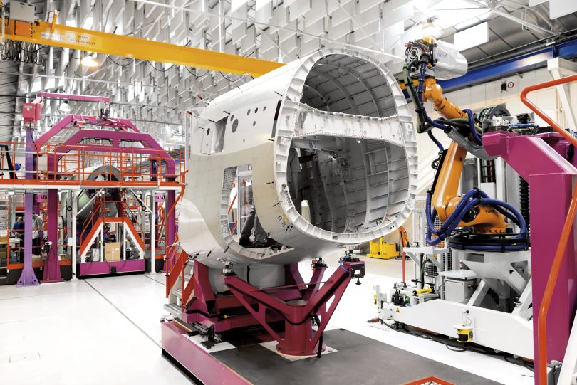 Falcon 6X Backgrounder media